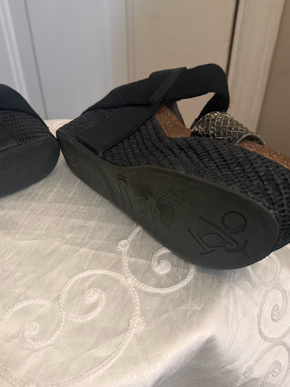 OTBT Black Elastic Wedge Sandals with Metallic Snake-Print Strap - Picture 7 of 10